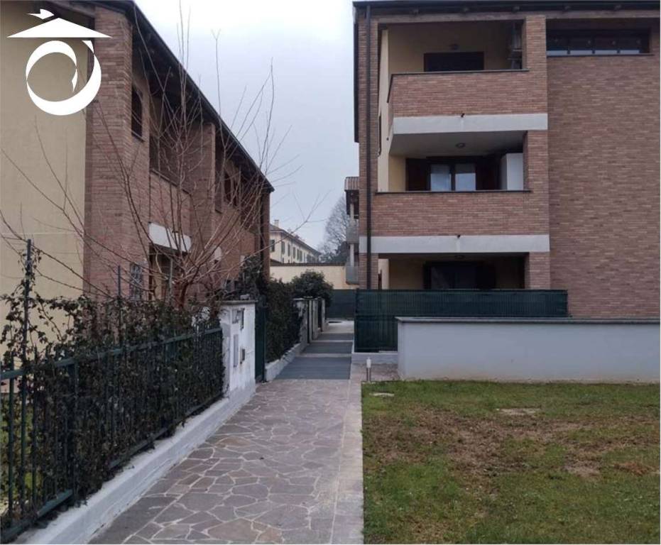 casa indipendente in vendita a Casirate d'Adda