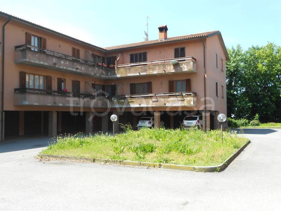 appartamento in vendita a Casirate d'Adda