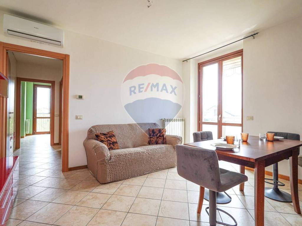appartamento in vendita a Casirate d'Adda