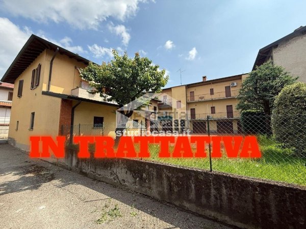appartamento in vendita a Casirate d'Adda