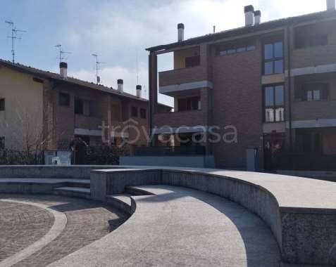 casa indipendente in vendita a Casirate d'Adda