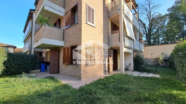 appartamento in vendita a Casirate d'Adda