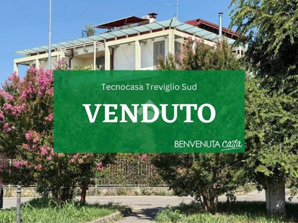 appartamento in vendita a Casirate d'Adda