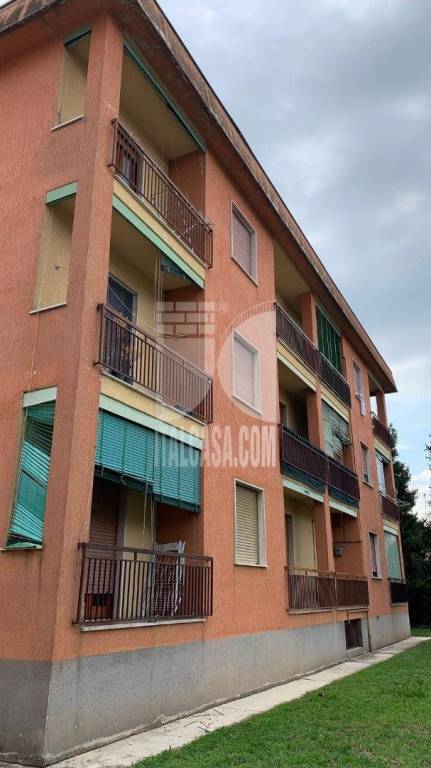 appartamento in vendita a Casirate d'Adda