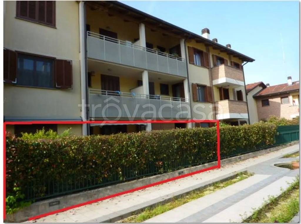 appartamento in vendita a Casirate d'Adda