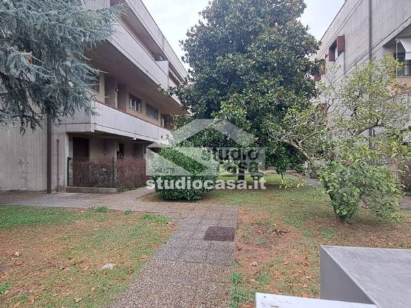 appartamento in vendita a Casirate d'Adda