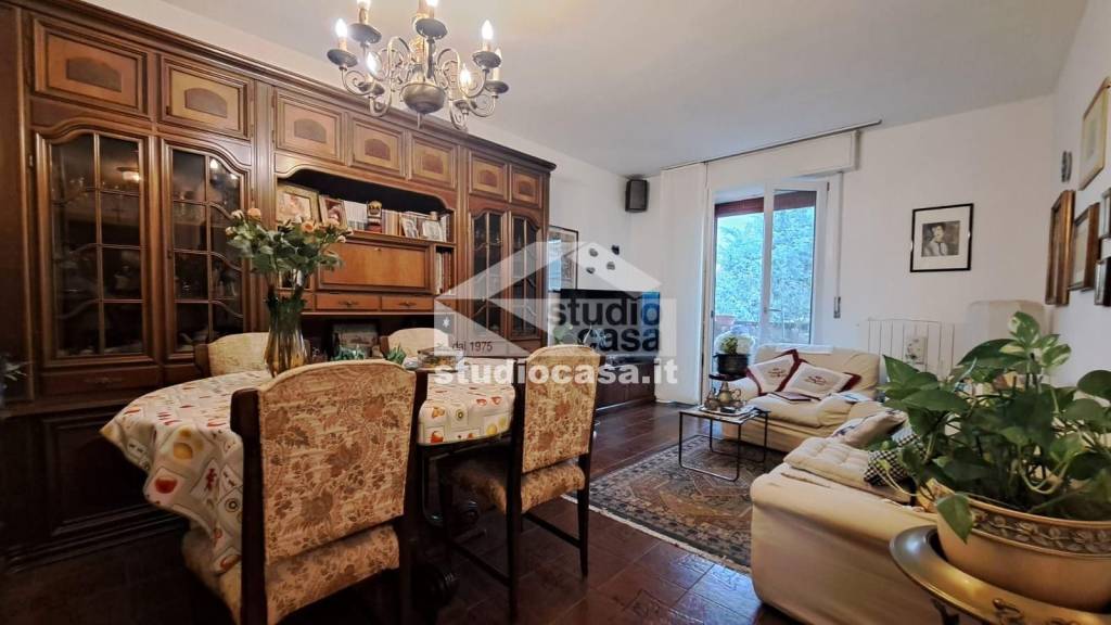 appartamento in vendita a Casirate d'Adda