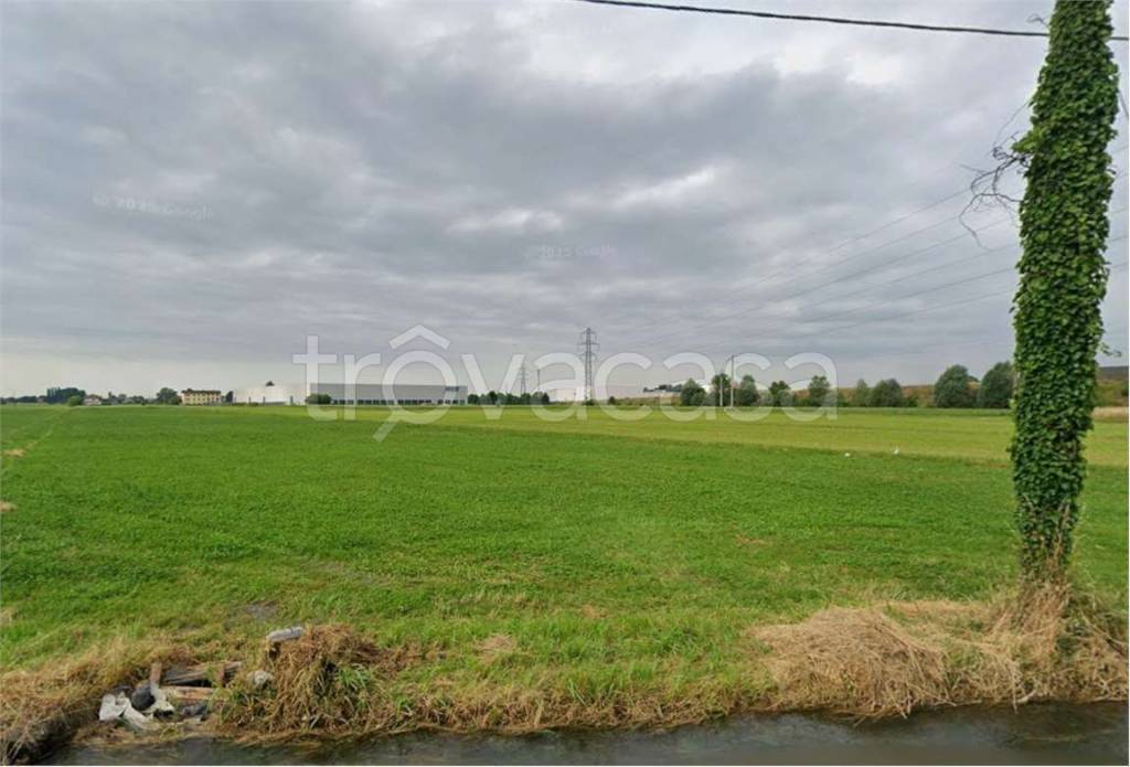 terreno agricolo in vendita a Casirate d'Adda
