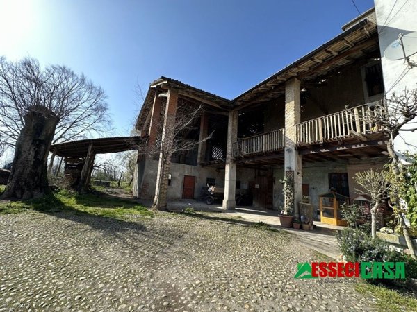 appartamento in vendita a Casirate d'Adda