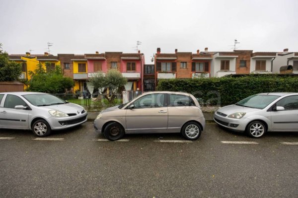 appartamento in vendita a Casirate d'Adda