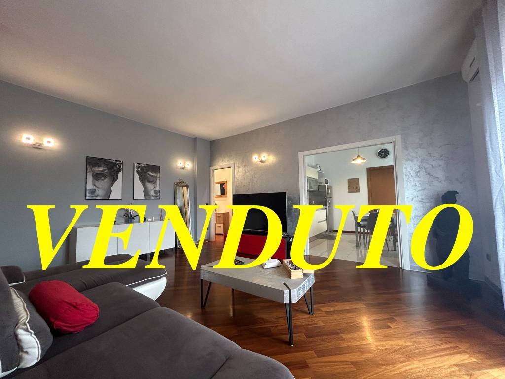 appartamento in vendita a Casirate d'Adda