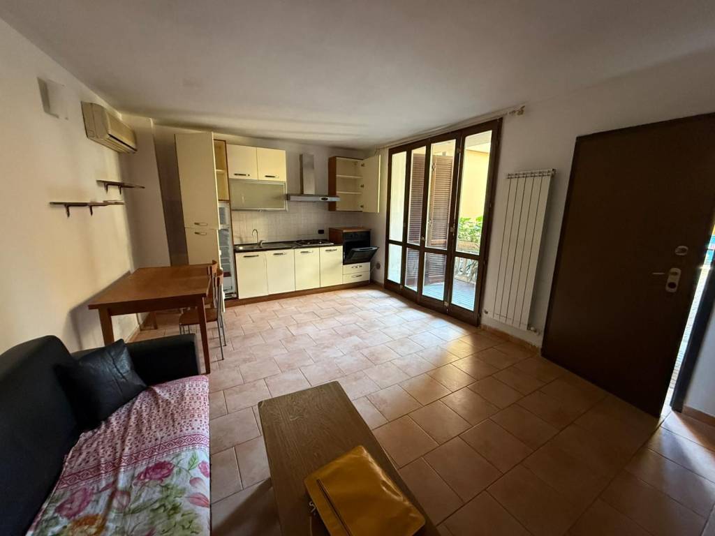 appartamento in vendita a Casirate d'Adda