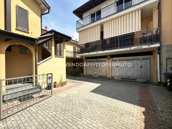 appartamento in vendita a Casirate d'Adda
