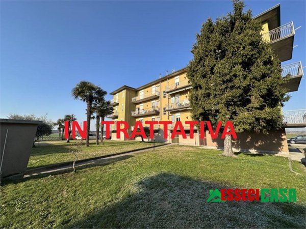 appartamento in vendita a Casirate d'Adda