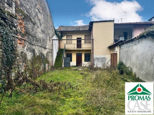 casa indipendente in vendita a Casirate d'Adda
