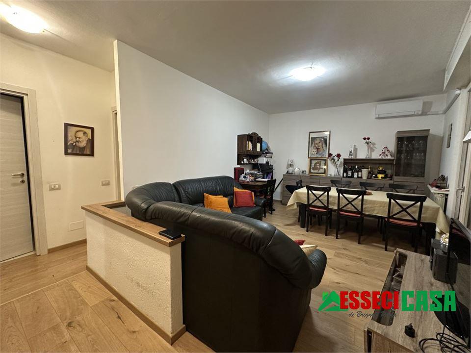 appartamento in vendita a Casirate d'Adda