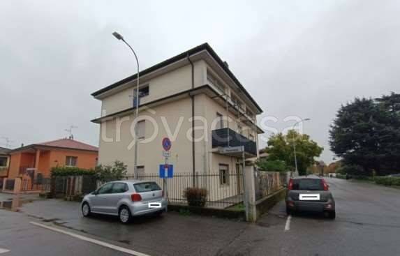 appartamento in vendita a Casirate d'Adda