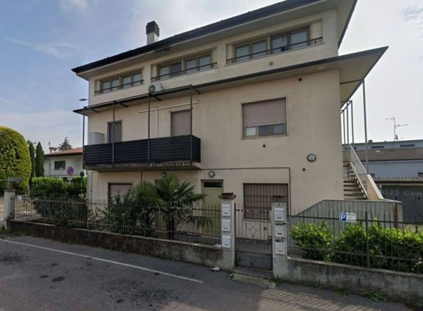 appartamento in vendita a Casirate d'Adda