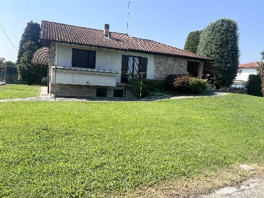 casa indipendente in vendita a Casirate d'Adda