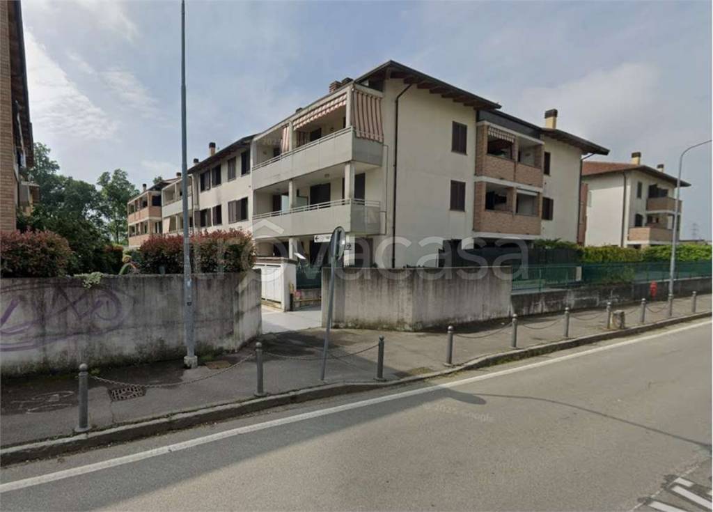appartamento in vendita a Casirate d'Adda