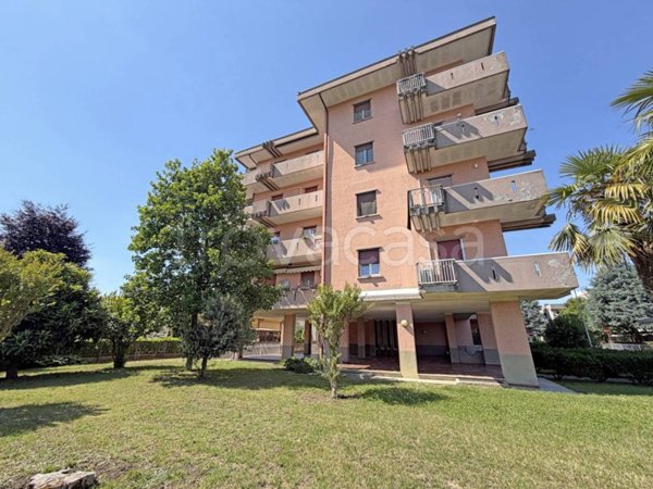 appartamento in vendita a Casirate d'Adda