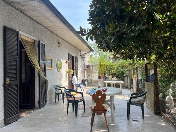 casa indipendente in vendita a Casirate d'Adda