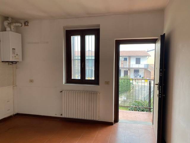 appartamento in vendita a Casirate d'Adda