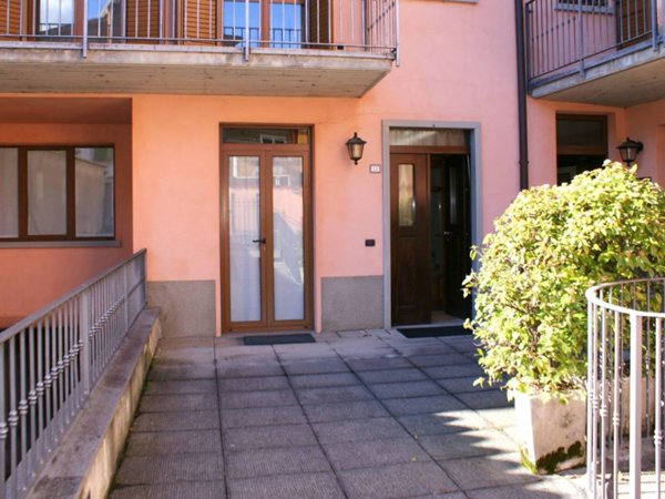 casa indipendente in vendita a Casnigo