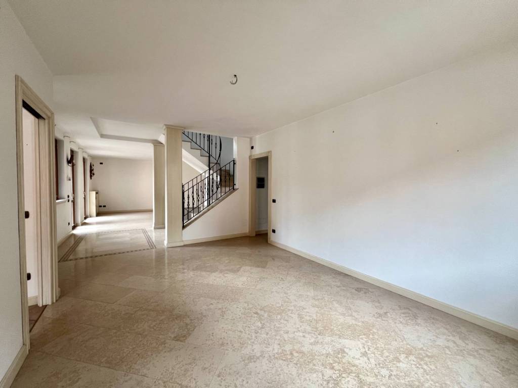 appartamento in vendita a Casnigo