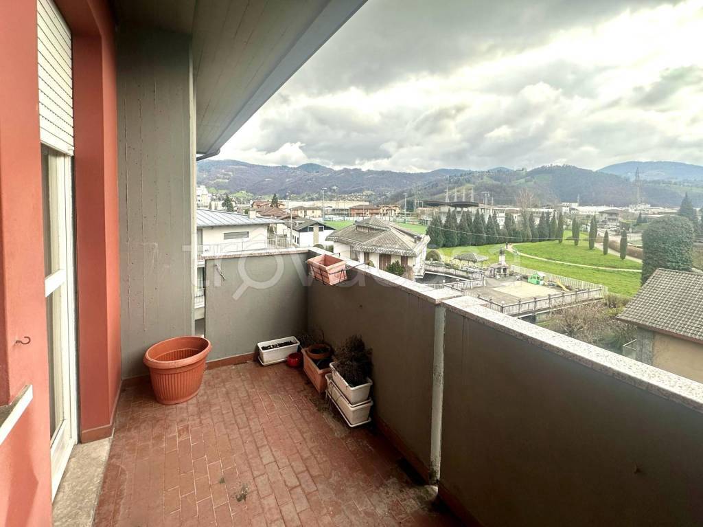appartamento in vendita a Casnigo