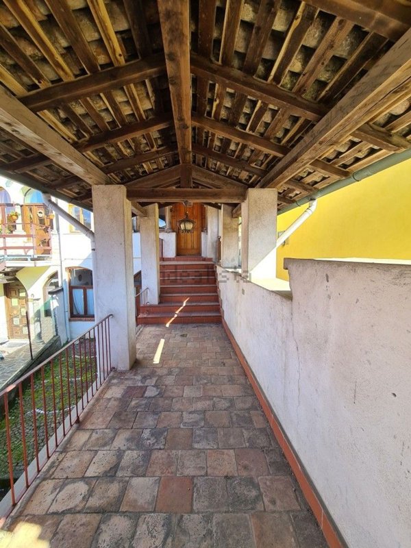 appartamento in vendita a Casnigo