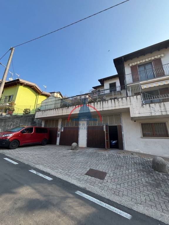 casa indipendente in vendita a Casnigo in zona Colzate