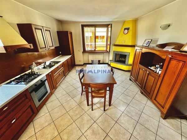 appartamento in vendita a Casnigo