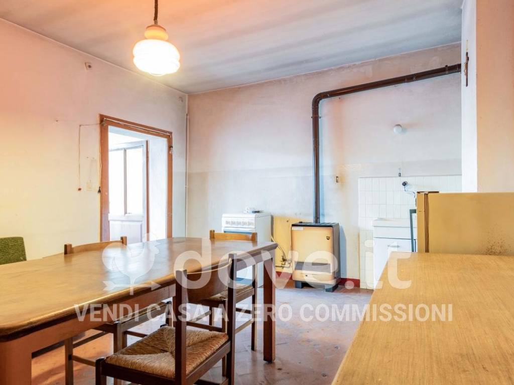 casa indipendente in vendita a Casnigo