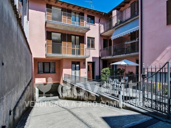 casa indipendente in vendita a Casnigo