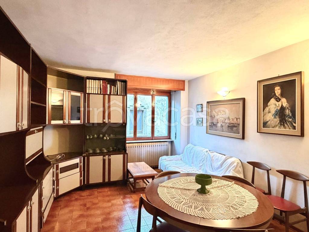 appartamento in vendita a Casnigo