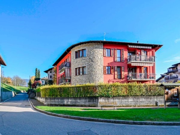 appartamento in vendita a Casnigo