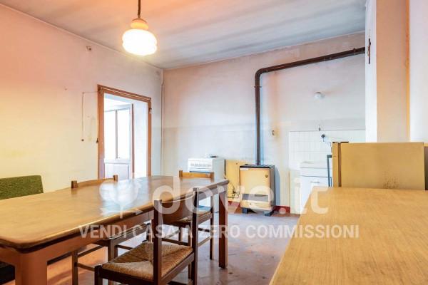 casa indipendente in vendita a Casnigo