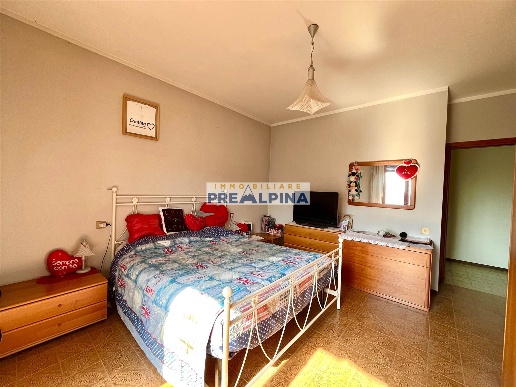 appartamento in vendita a Casnigo in zona Colzate