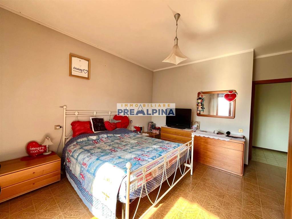 appartamento in vendita a Casnigo in zona Colzate