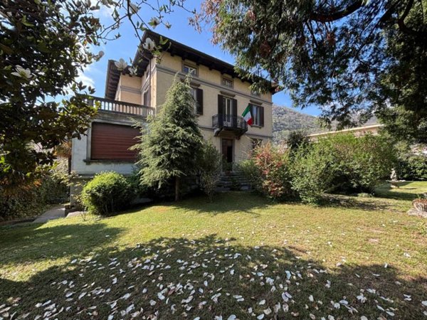 casa indipendente in vendita a Casnigo in zona Serio
