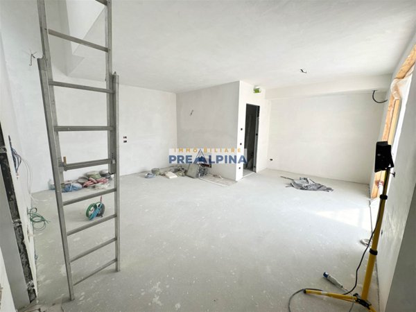 appartamento in vendita a Casnigo in zona Colzate