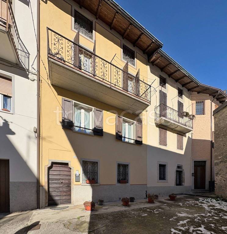 appartamento in vendita a Cassiglio