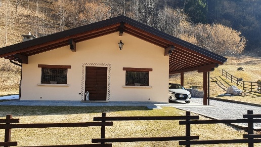 casa indipendente in vendita a Cassiglio