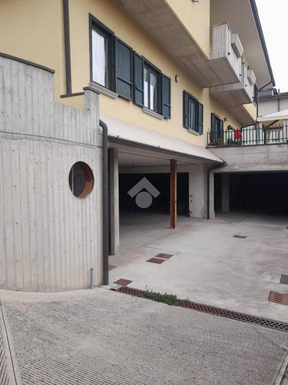 appartamento in vendita a Castelli Calepio in zona Cividino