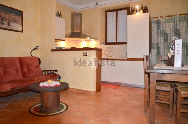 appartamento in vendita a Castelli Calepio in zona Tagliuno