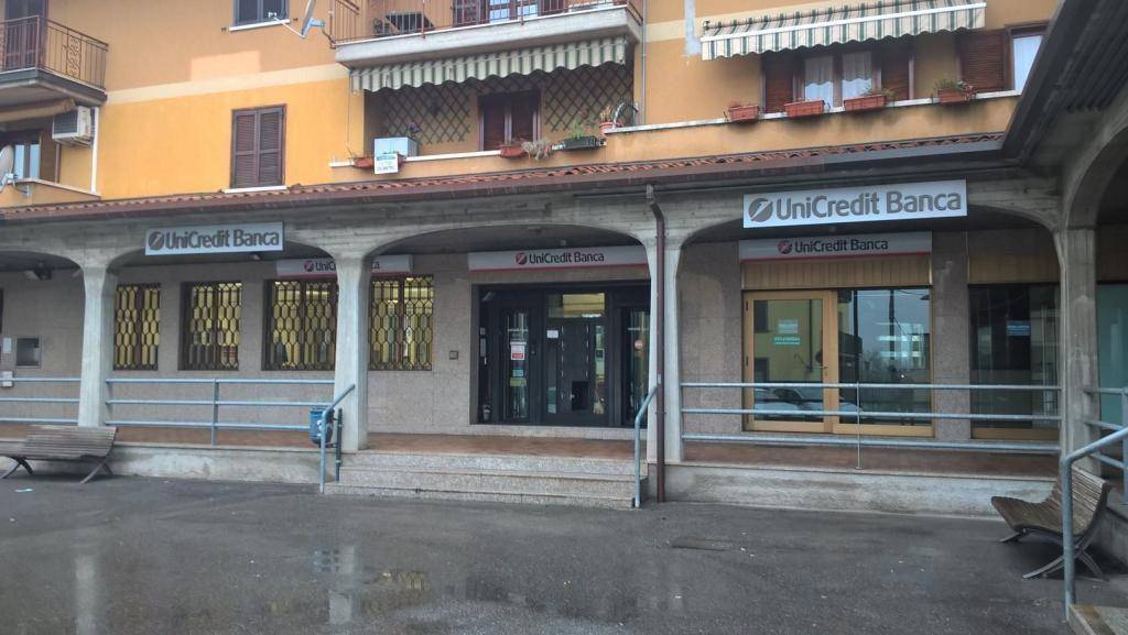 negozio in vendita a Castelli Calepio in zona Cividino