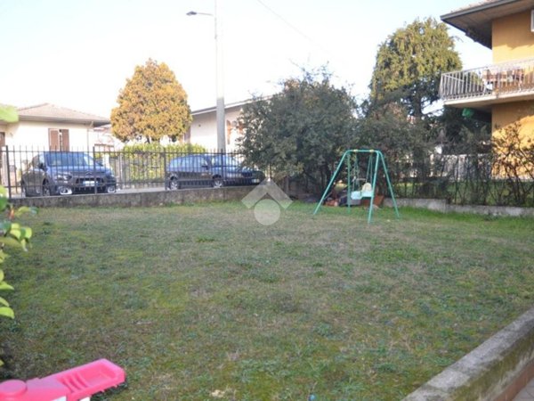 appartamento in vendita a Castelli Calepio in zona Cividino