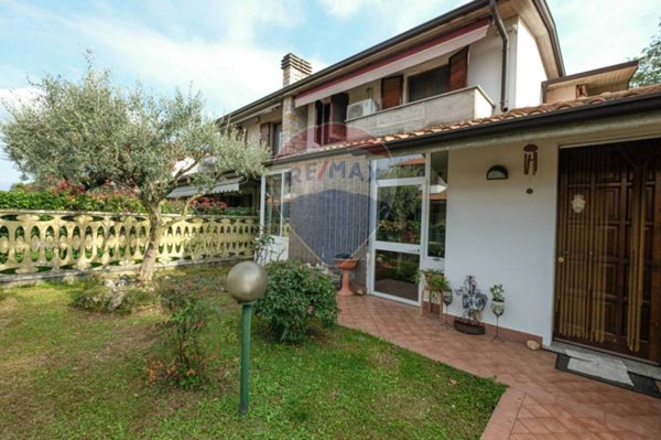 casa indipendente in vendita a Castelli Calepio