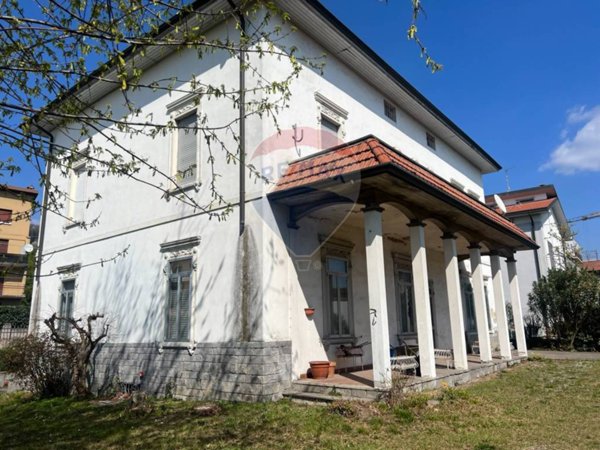 casa indipendente in vendita a Castelli Calepio in zona Tagliuno